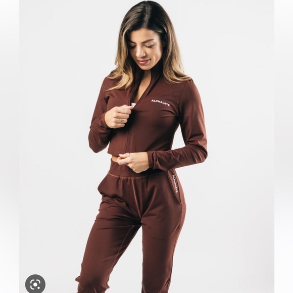 Alphalete Pants - Premium Crop Jacket & Pro- Elite Jogger Set - Chocolate
